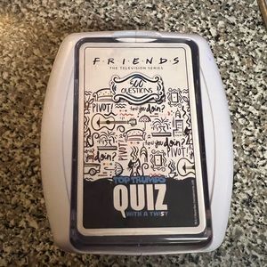 Friends: Top Trumps Quiz Card Game